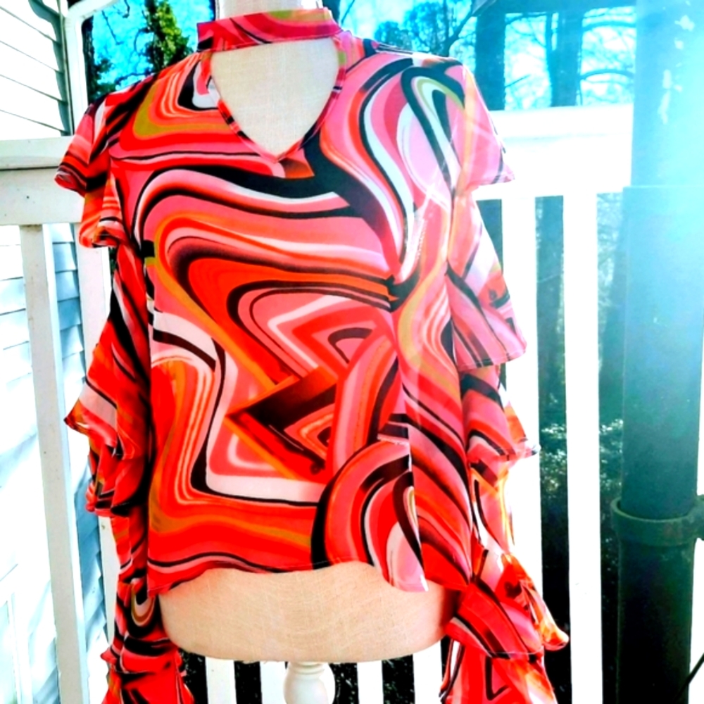 💗NEW! Gorgeous multi,blouse with ruffled, dropped shoulder sleeves + Sunshades